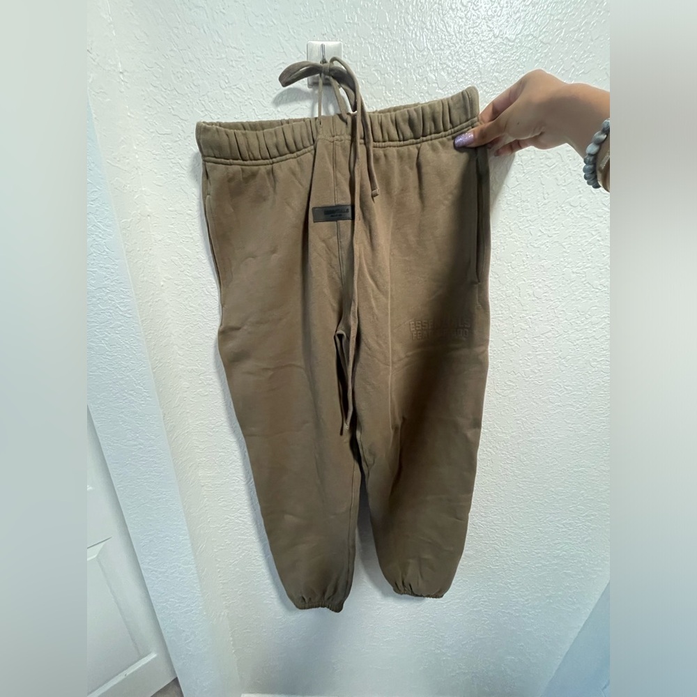 Essentials jogging suit - Picture 4 of 4